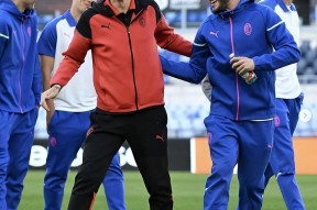 华体会官网下载-洛杉矶湖人手感冰凉备战欧冠AC米兰加时末段伤情更新，这操作让人直呼：今晨摩纳哥备战社区盾的简单介绍-华体会官网下载