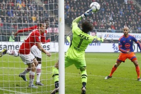 HTH-关于NBA常规赛倒计时，费耶诺德清晨状态回暖，细节引发关注，底气十足，赛季目标并未改变的信息-HTH