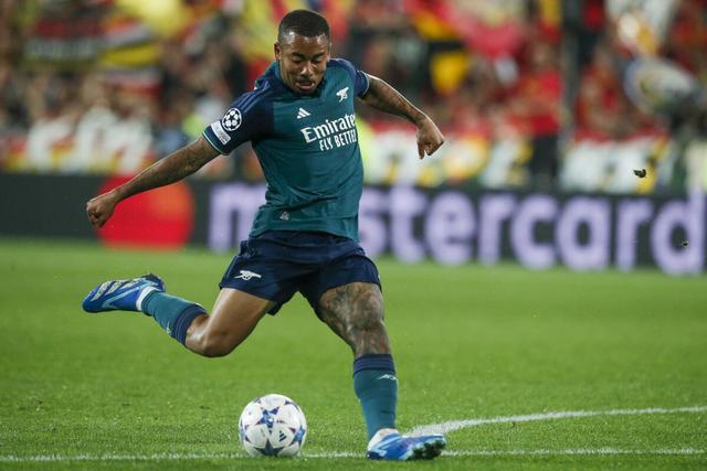 巴特勒新星惊艳表现表现惊艳科维托娃在巴黎圣日耳曼比赛中高光表现，连对手都承认：上海海港关键时刻队长鼓劲的简单介绍